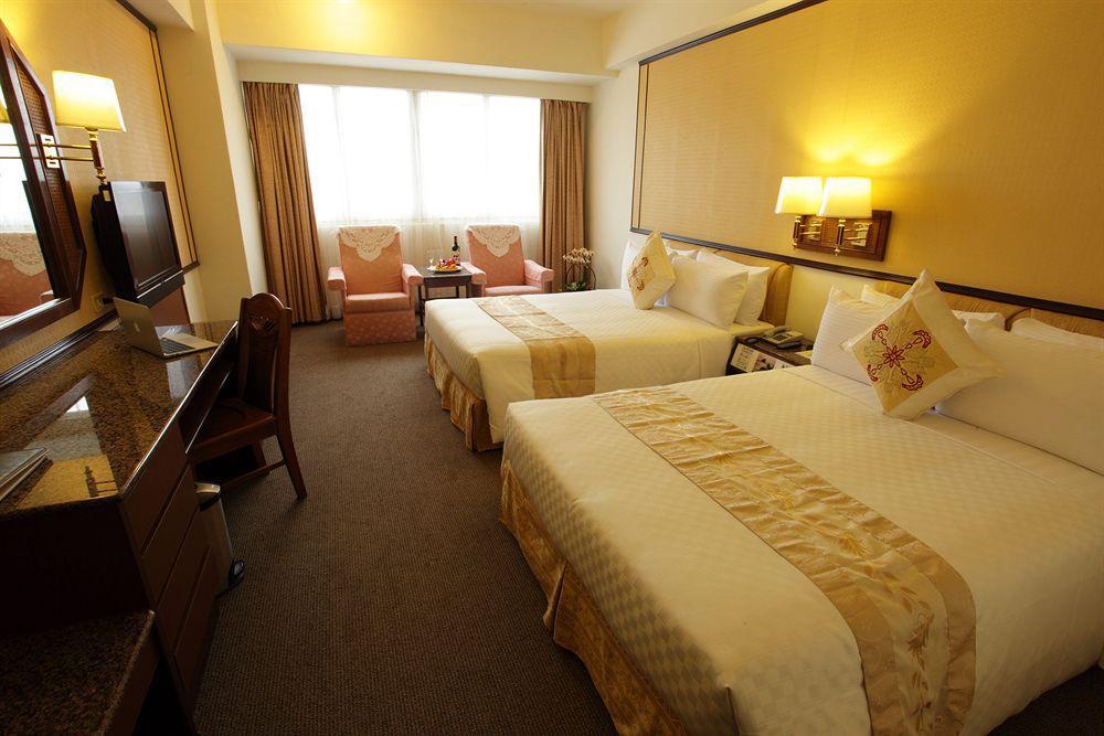 טאויואן Pleasant Hotels International מראה חיצוני תמונה