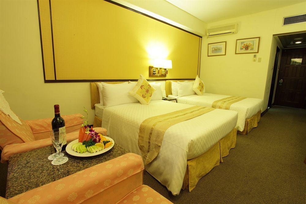 טאויואן Pleasant Hotels International מראה חיצוני תמונה