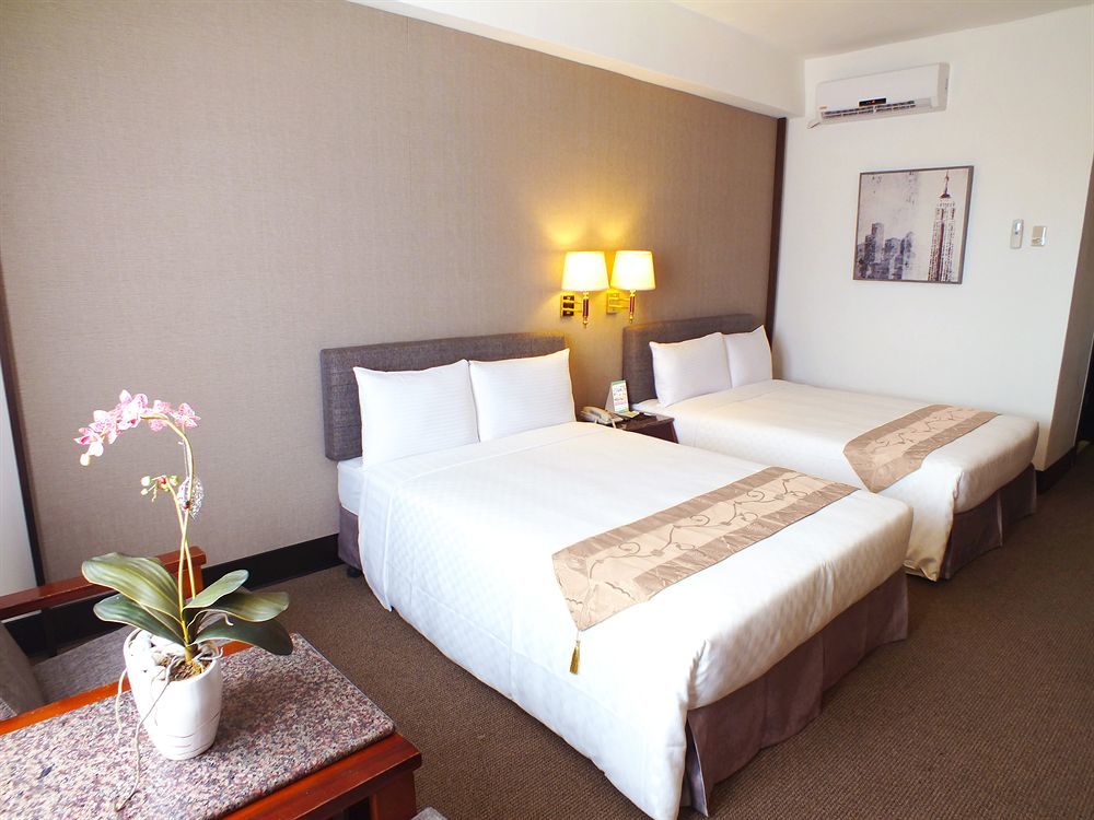 טאויואן Pleasant Hotels International מראה חיצוני תמונה