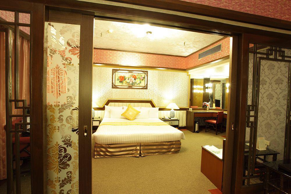 טאויואן Pleasant Hotels International מראה חיצוני תמונה